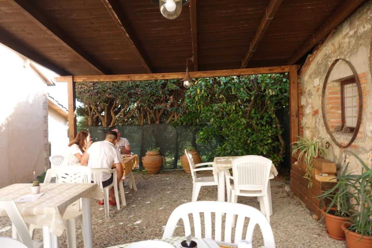 B&B Le Logge Di Sopra Asciano Exteriör bild